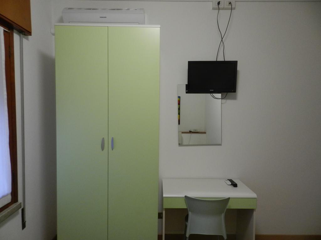 Locanda Trattoria Caffe Cavour Cittadella Bagian luar foto